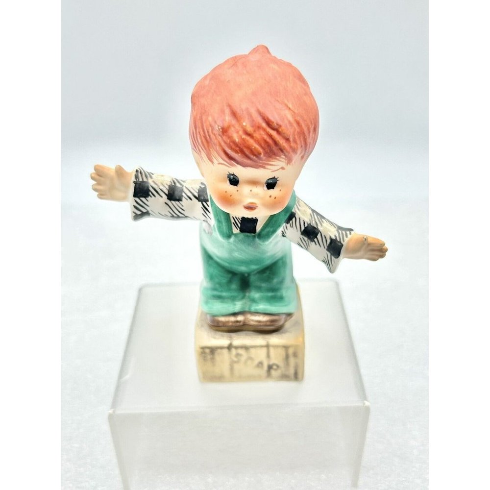 Goebel Red Heads Porcelain Figurine #BYJ8 "O'Hair for President" 5.25" TMK4